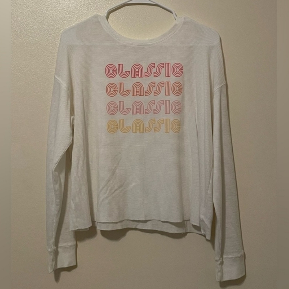 American Eagle Long Sleeve Top